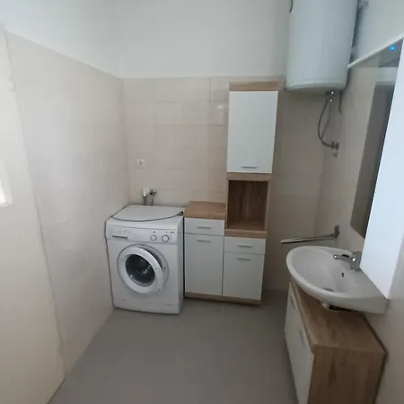 Apartment By The Sea - 7499 Rogoznica (Sibenik-Knin)